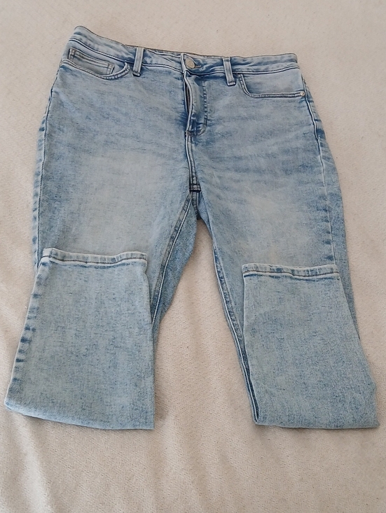 LC Lauren Conrad Denim - LC Lauren Conrad Light Blue Washed Skinny Ankle
